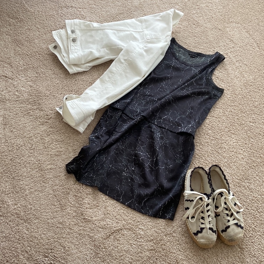 THEORY SLEEVELESS SILK DRESS - Picture 6 of 11